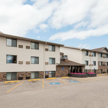 Serena Inn & Suites Of Rapid City Zewnętrze zdjęcie