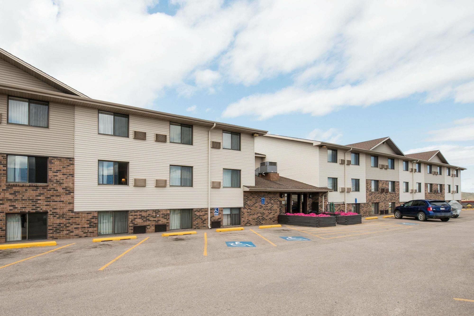Serena Inn & Suites Of Rapid City Zewnętrze zdjęcie